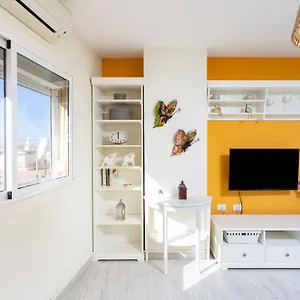 Home2book Beachfront Appartamento