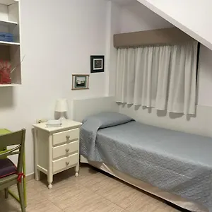 Duplex. 3 Bedrooms And Terrace Appartamento